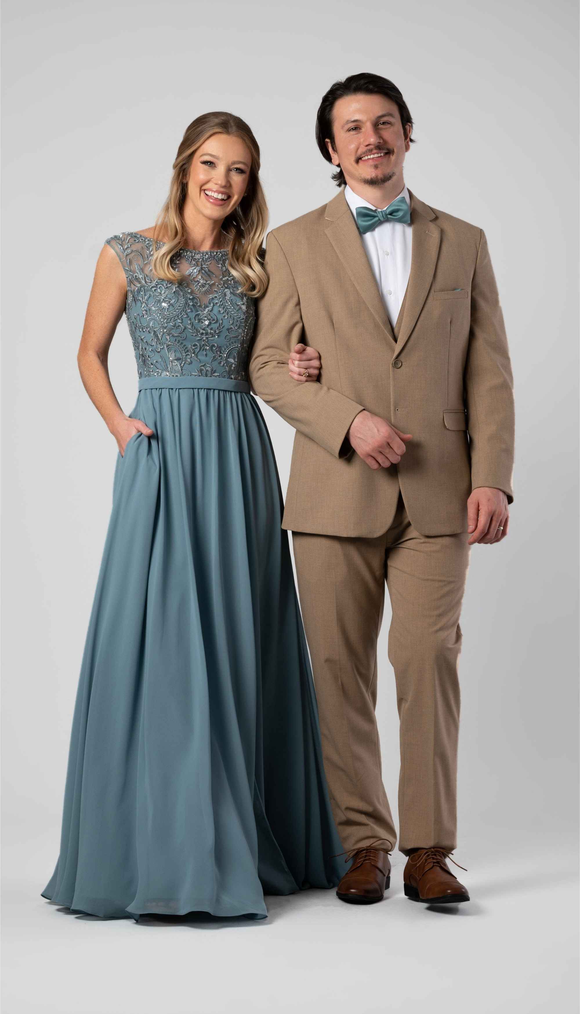 Solid Bow Tie - Image 4