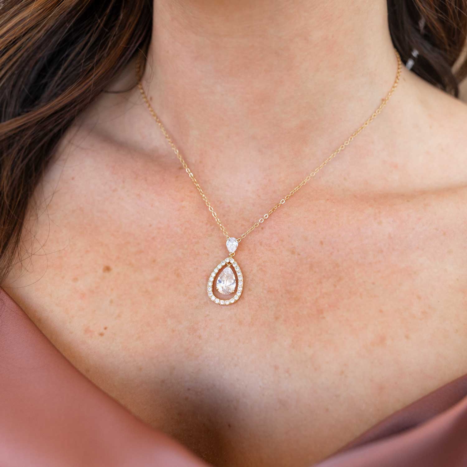 Gold Teardrop Necklace - Image 4