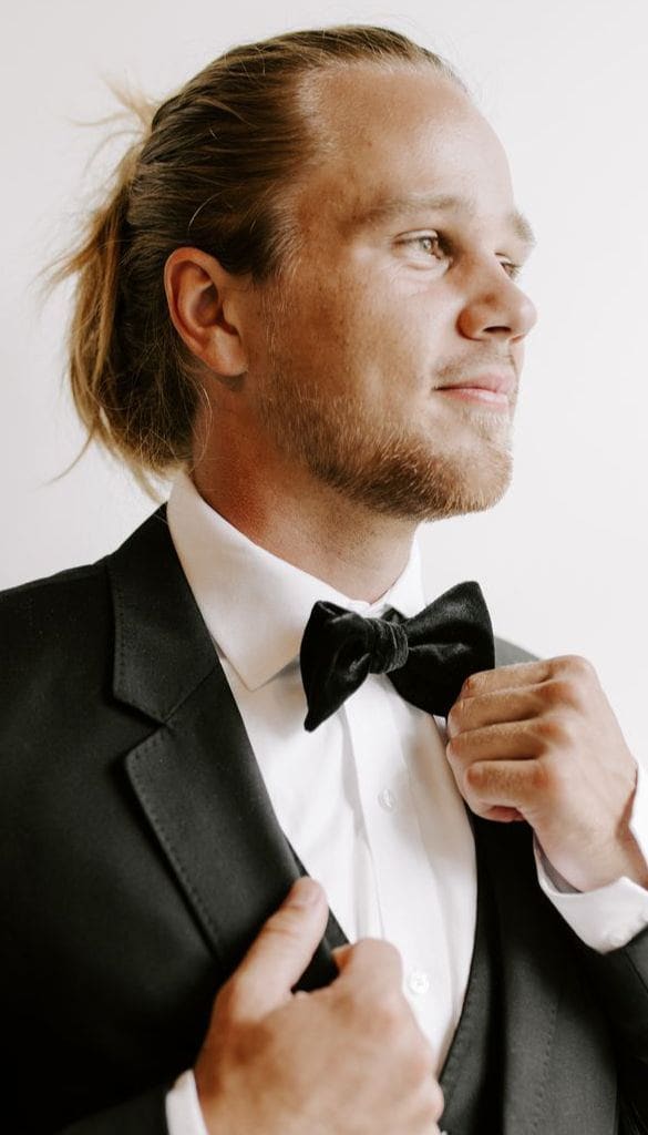 Velvet Bow Tie - Image 2